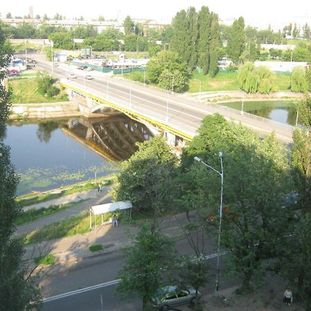 Apartment On Livoberezna Metro Station Киев Экстерьер фото