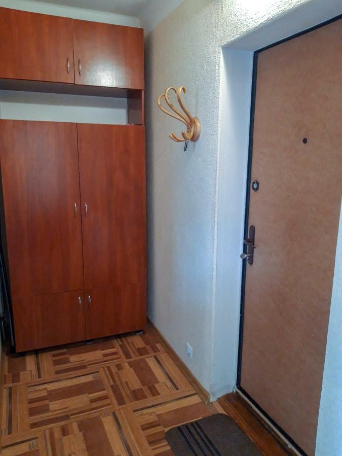 Apartment On Livoberezna Metro Station Киев Экстерьер фото